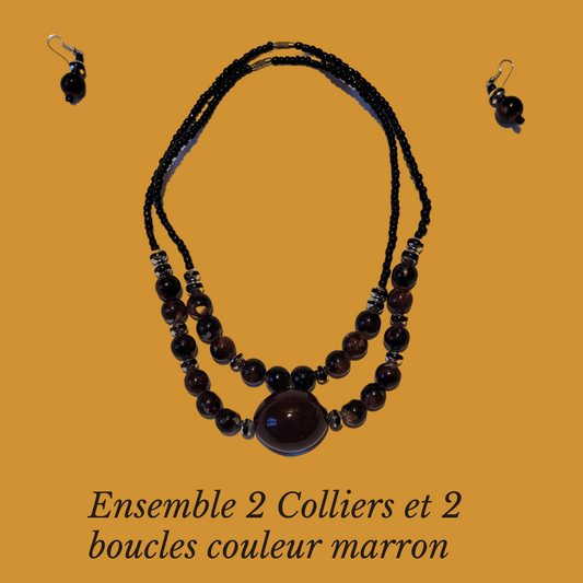 Ensemble de deux colliers et boucles d oreille avec perles marrons