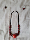 Ensemble collier et boucles d oreille avec perles rouges bordeaux