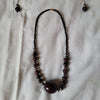 Ensemble collier et boucles d oreille avec perles marrons